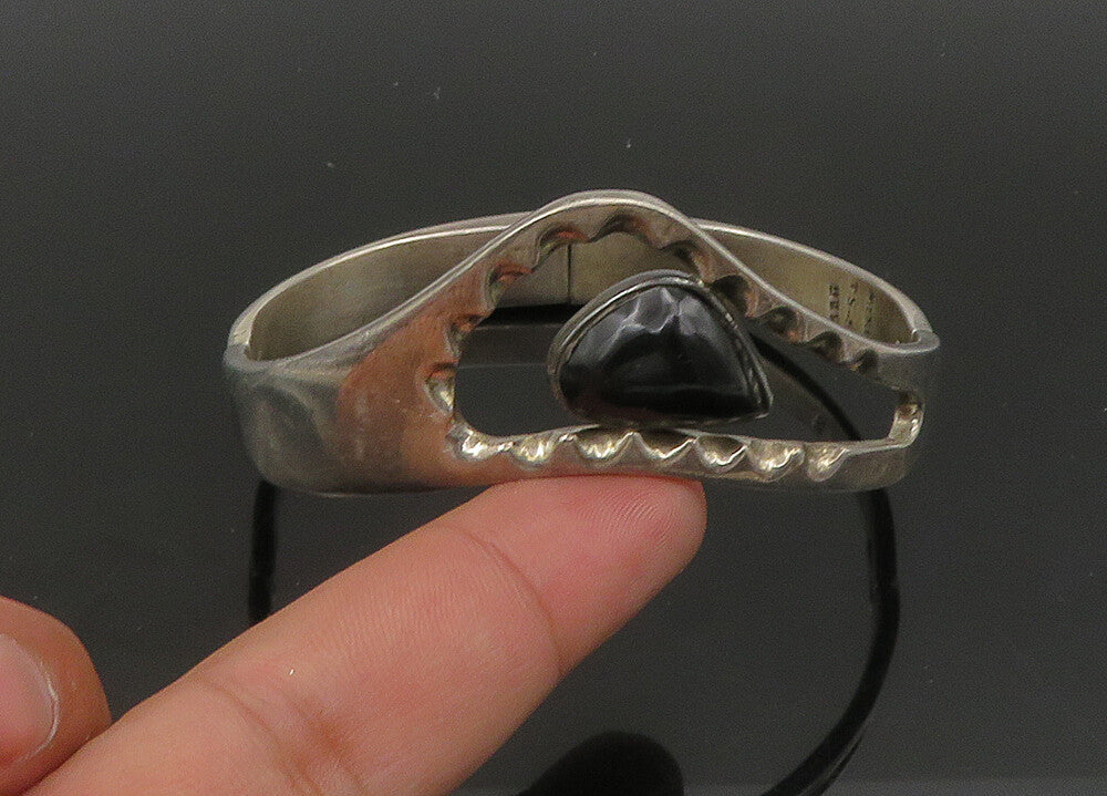 MEXICO 925 Sterling Silver  Vintage Black Onyx Shiny Bangle Bracelet  BT8909