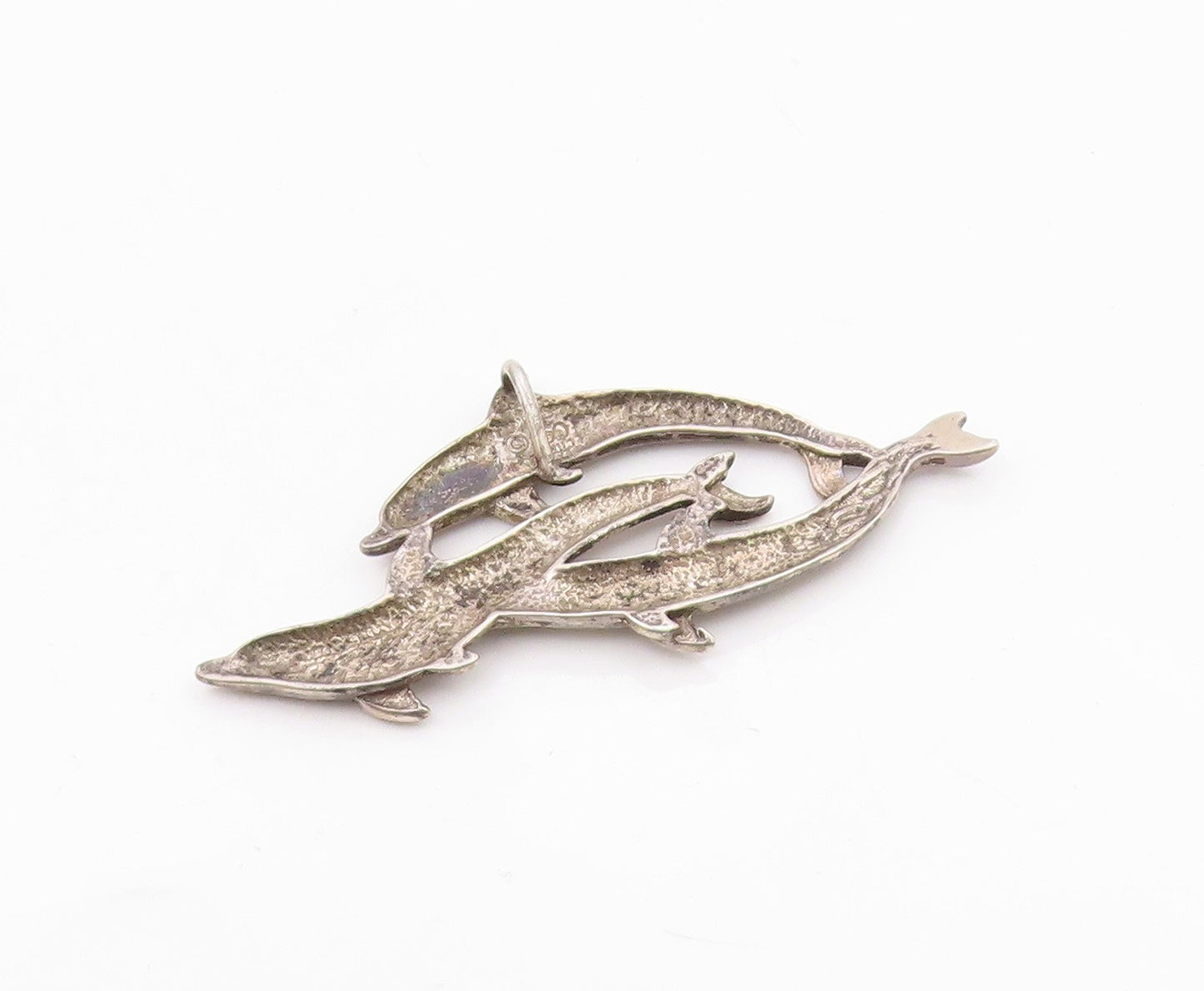 SHUBE 925 Sterling Silver  Vintage Swimming Dolphins Smooth Pendant  PT14810