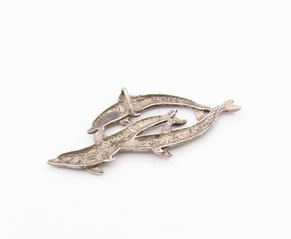 SHUBE 925 Sterling Silver  Vintage Swimming Dolphins Smooth Pendant  PT14810