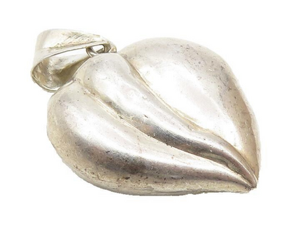 925 Sterling Silver  Vintage Shiny Fluted Hollow Love Heart Pendant  PT7569