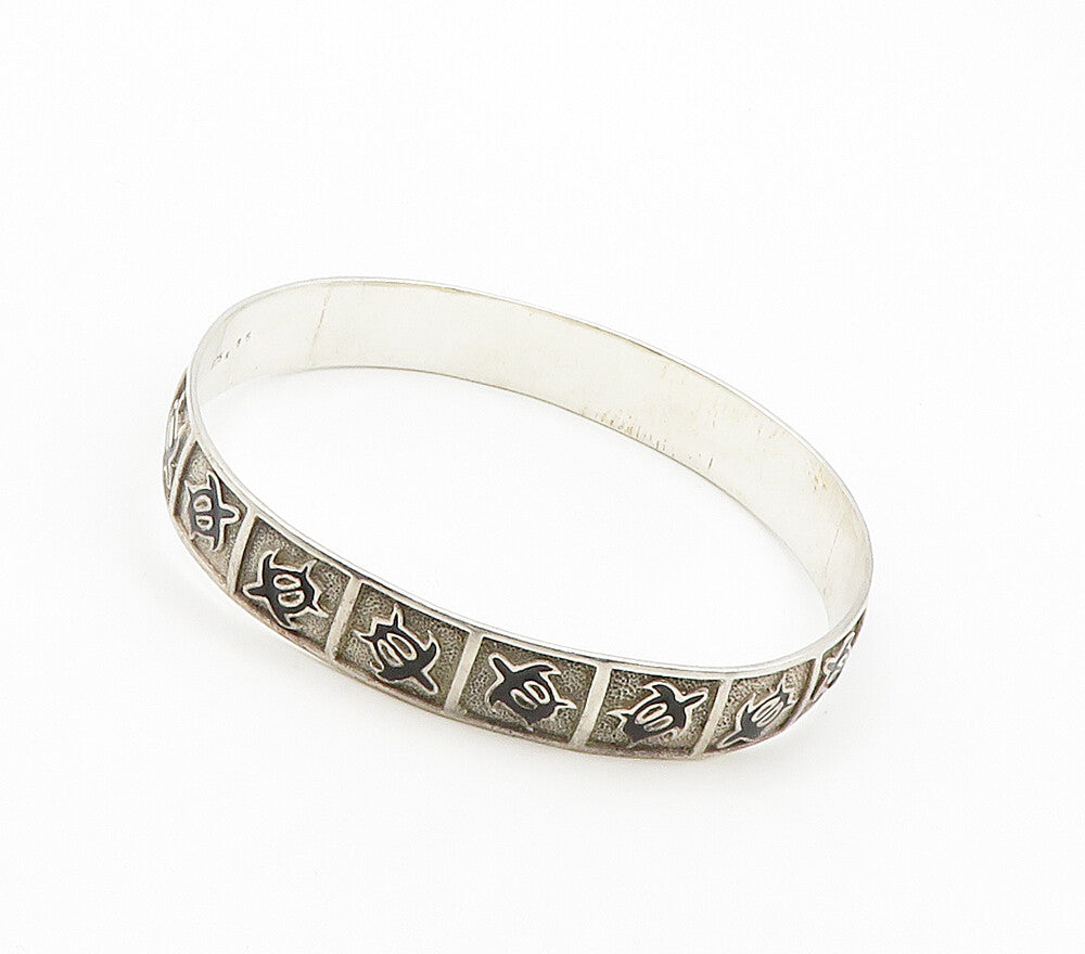 925 Sterling Silver  Vintage Black Onyx Turtle Motif Bangle Bracelet  BT6488