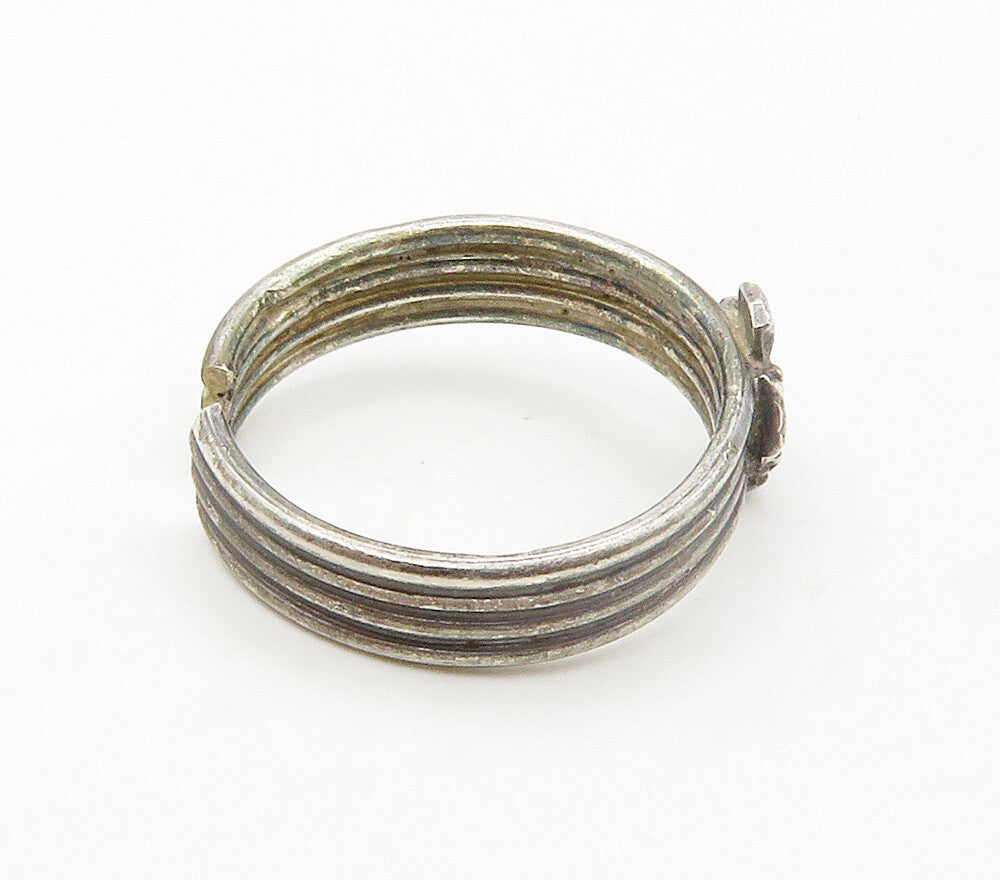 925 Sterling Silver  Vintage Dark Tone Floral Ribbed Band Ring Sz 6  RG16582