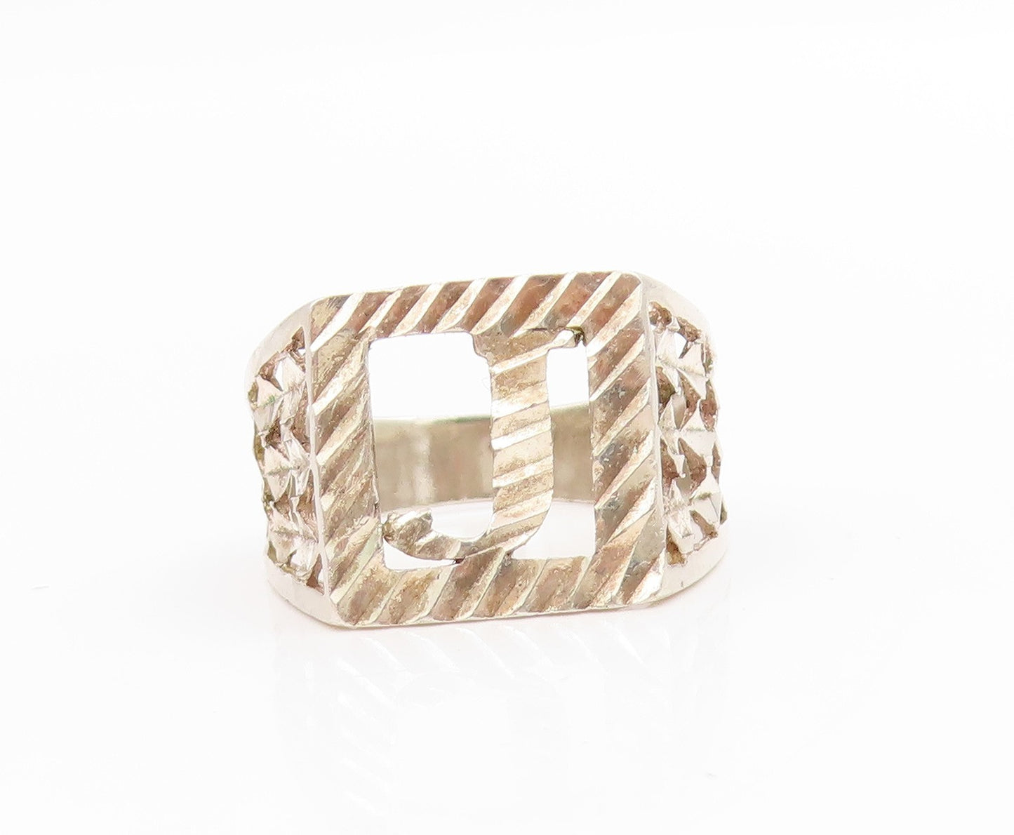 925 Sterling Silver Vintage Ring Carved Letter J Monogram Band  Sz 9  RG34054