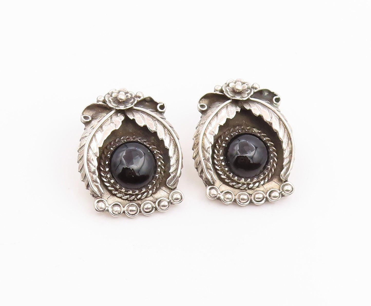 925 Sterling Silver Vintage Earrings NAVAJO Black Onyx Floral Leaf Motif EG14216