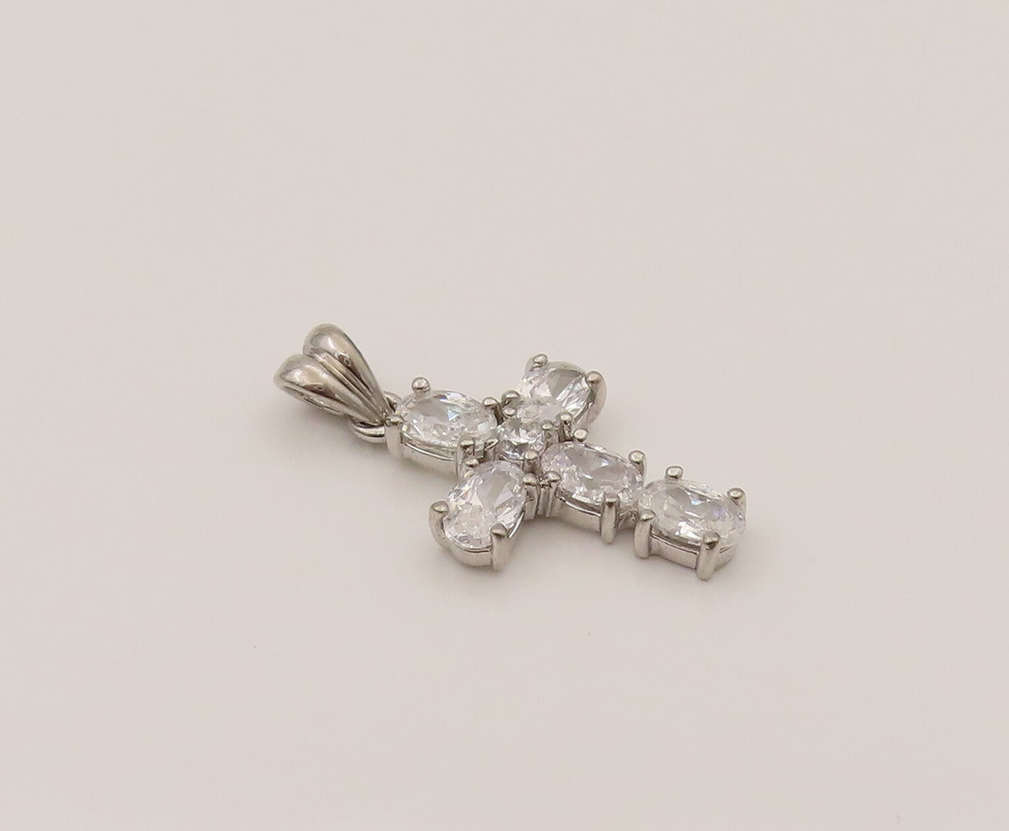 925 Silver  Vintage Dancing Cubic Zirconia Religious Cross Pendant  PT21945