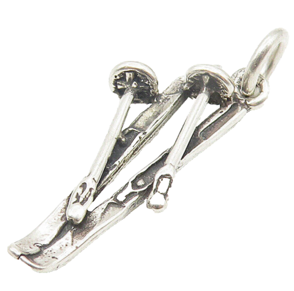 925 Sterling Silver  Vintage Shiny Petite Ski Set Motif Sports Pendant  PT8545