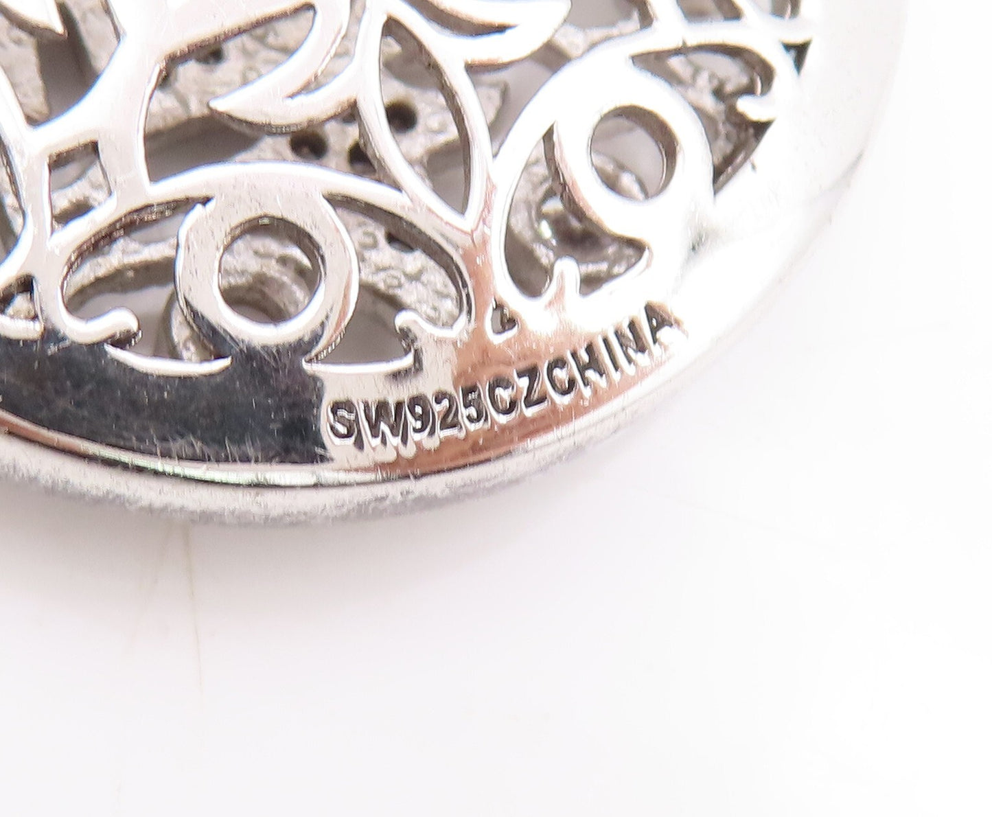 925 Sterling Silver Vintage Pendant Cutout Floral Design CZ Inlay  PT23300