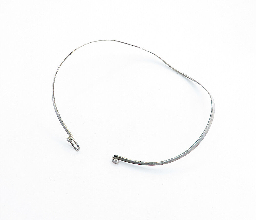CHARLES ALBERT 925 Silver  Vintage Dark Tone Minimalist Collar Necklace NE1202