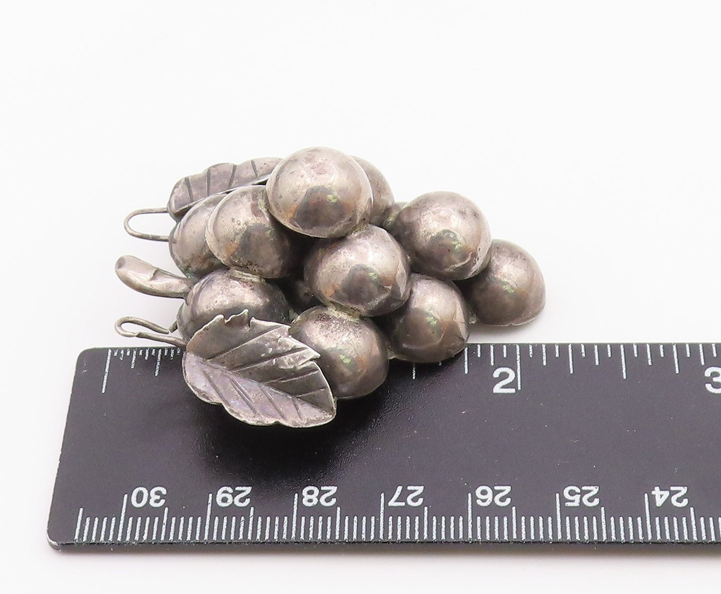 MEXICO 925 Sterling Silver  Vintage Hollow Grape Bunch Motif Brooch Pin BP4284