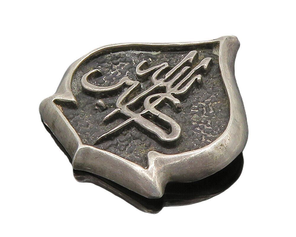 925 Sterling Silver  Vintage Oxidized Raised Detail Pendant  PT12123