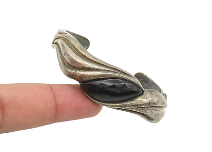 KABANA 925 Sterling Silver  Vintage Black Onyx Fluted Cuff Bracelet  BT8585
