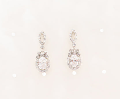 925 Sterling Silver Vintage Earrings Carved Eye Shape & Dangling Oval CZ EG13006