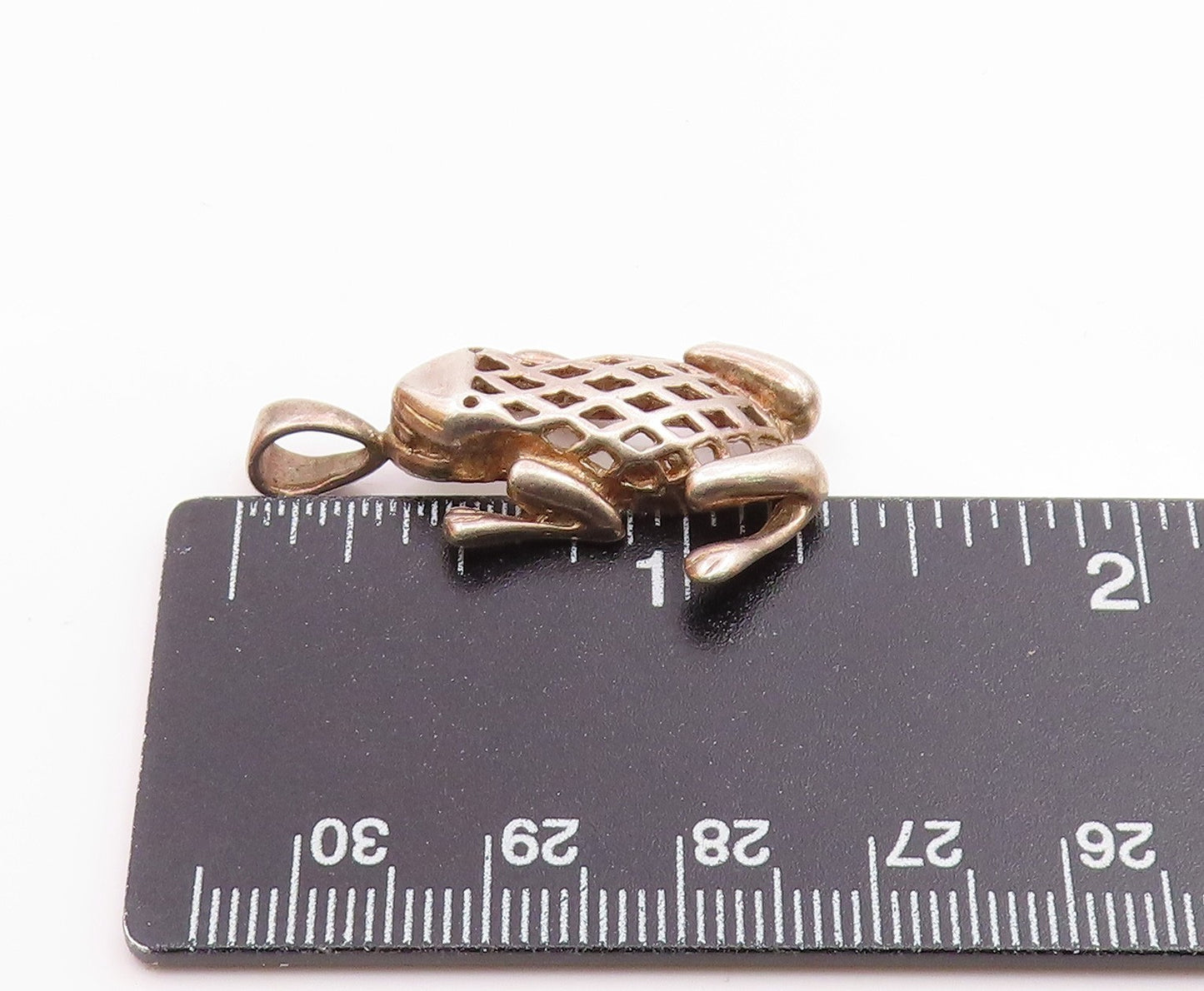 925 Sterling Silver  Vintage Shiny Frog Diamond Shape Detail Pendant  PT16314
