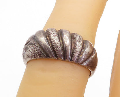 925 Sterling Silver  Vintage Dark Tone Fluted Etched Band Ring Sz 6  RG5135