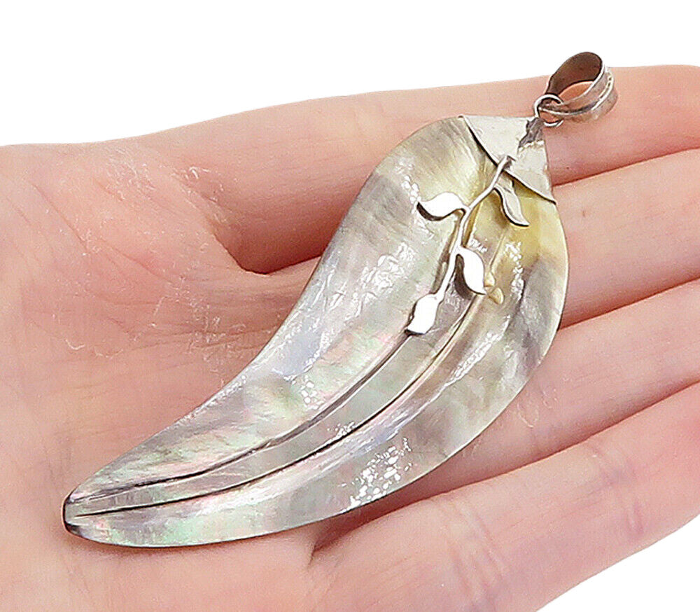 925 Sterling Silver  Vintage Mother Of Pearl Single Leaf Vine Pendant  PT6077