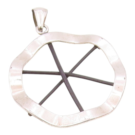 925 Sterling Silver  Vintage Leather Detail Wavy Open Circle Pendant  PT18658