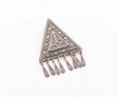 925 Silver  Vintage Triangular Floral & Diamond Pattern Brooch Pin  BP9427