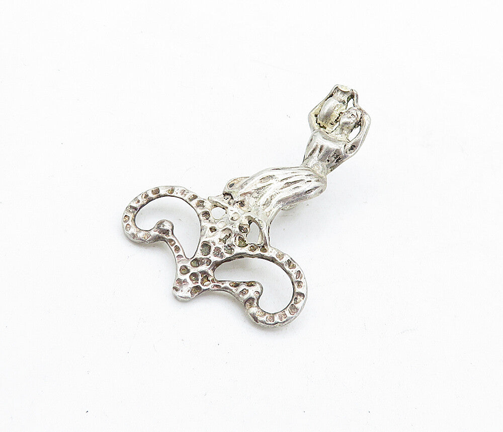 925 Sterling Silver  Vintage Dark Tone Sculpted Woman Motif Pendant  PT3915