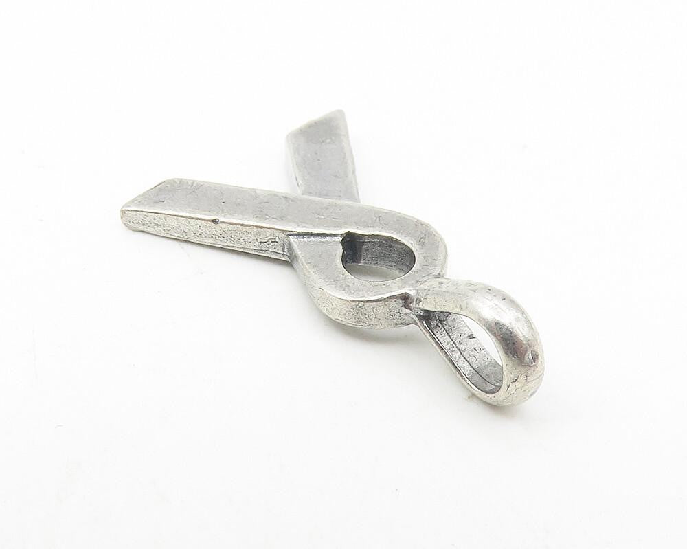 925 Sterling Silver  Vintage Petite Ribbon Motif Smooth Drop Pendant  PT9228