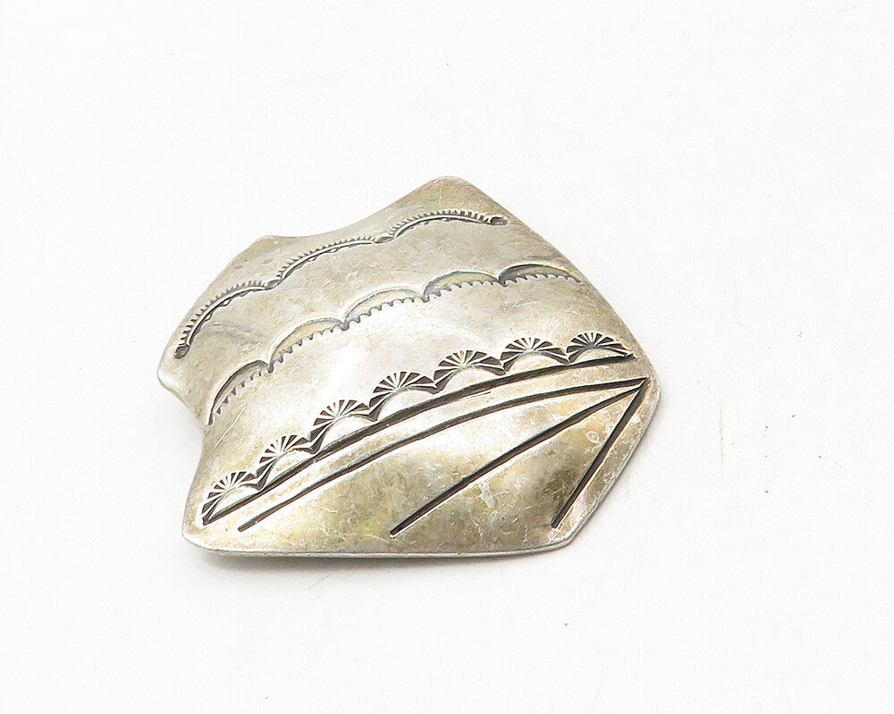 SOUTHWESTERN 925 Silver Vintage Dark Tone Etched Design Brooch Pin BP4085