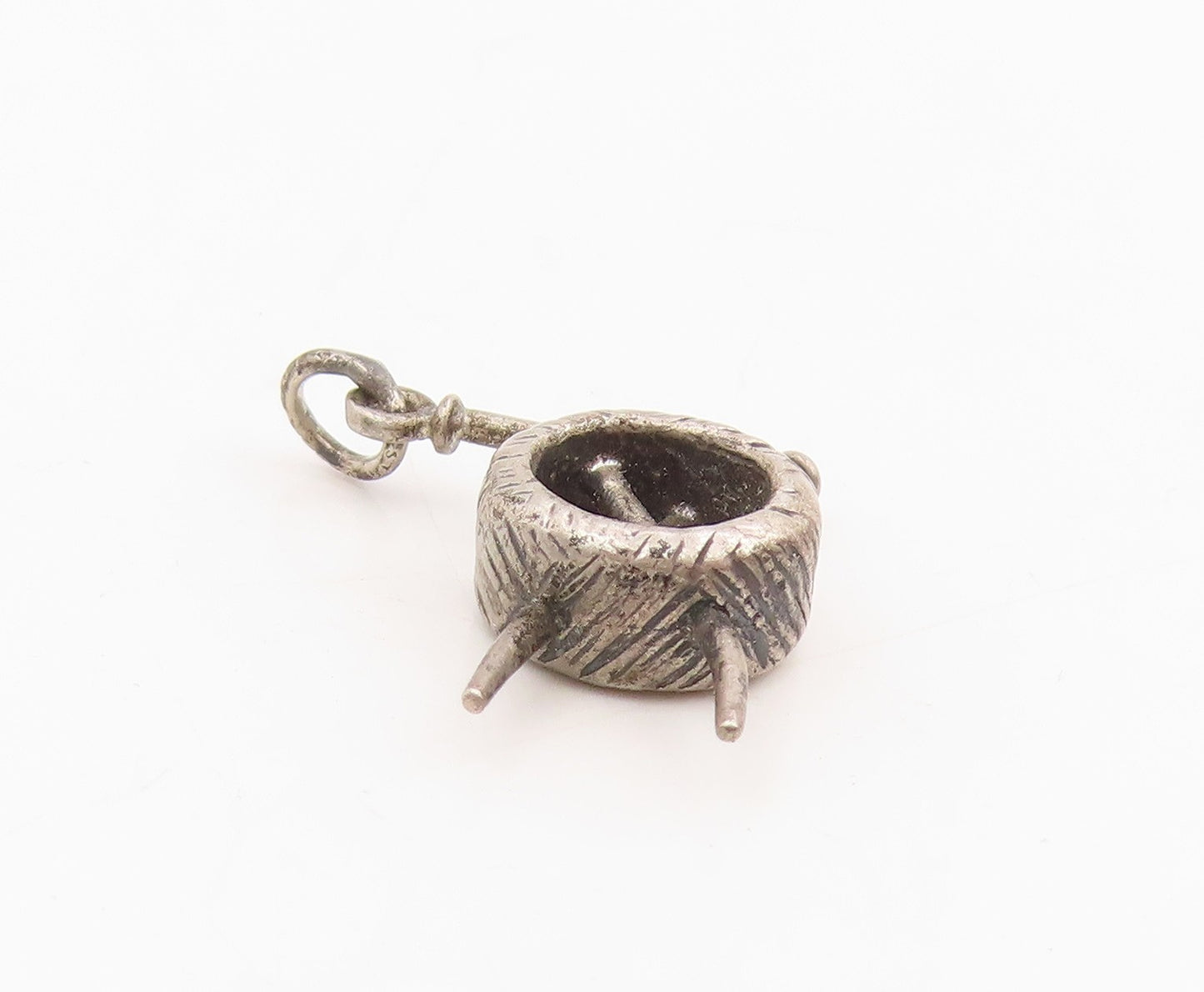 925 Sterling Silver Vintage Pendant Knitting Needle & Yarn Ball Charm  PT25697