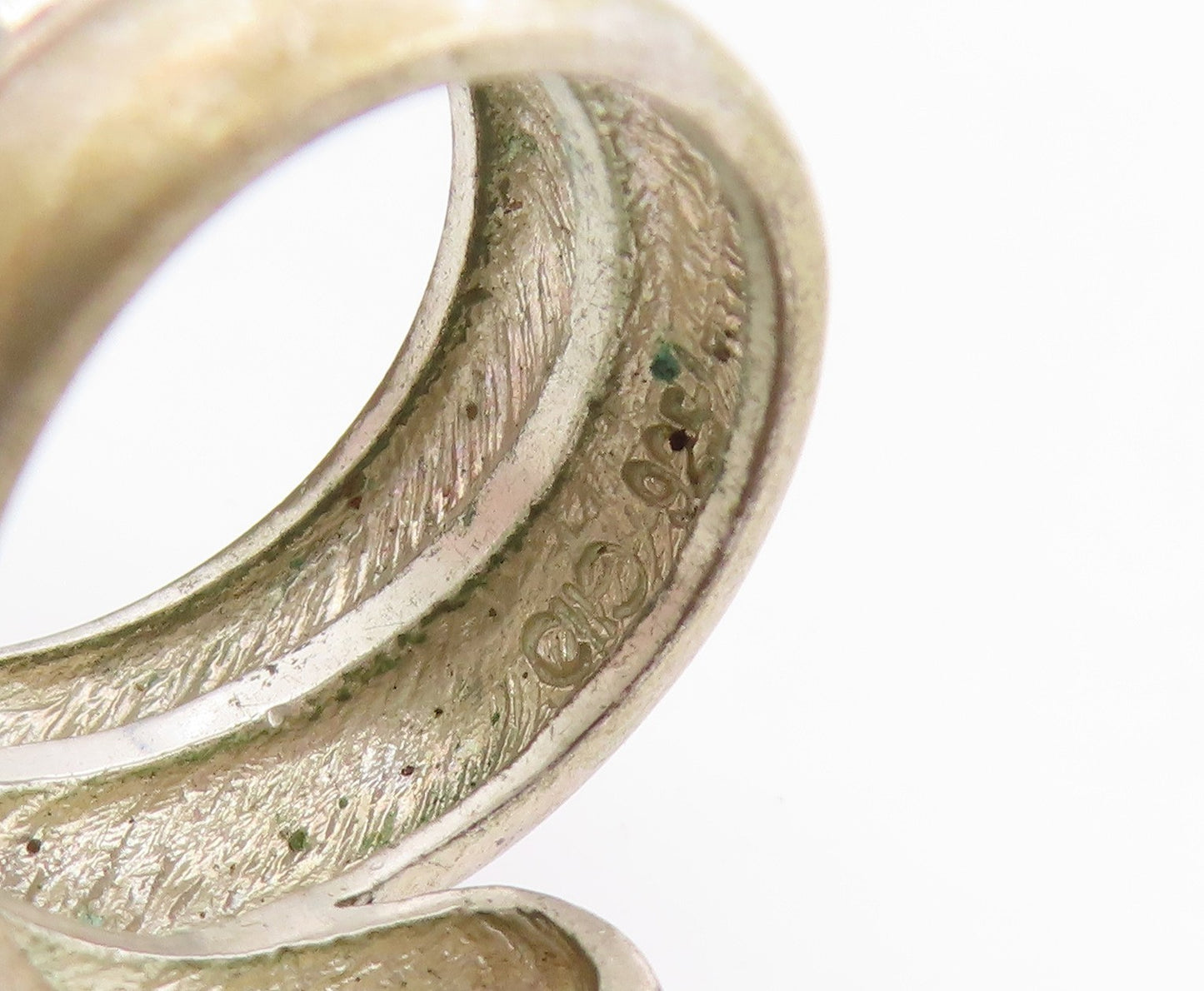 925 Sterling Silver Vintage Ring Solid Cutout Spiral Design  Sz 7  RG33350