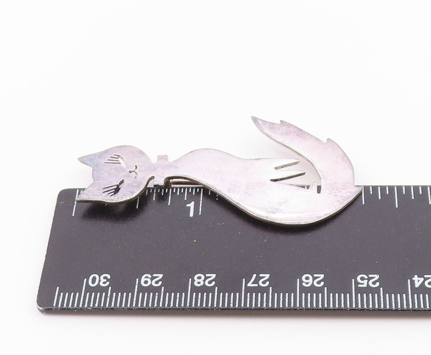 MEXICO 925 Sterling Silver  Vintage Shiny Sitting Cat Brooch Pin  BP5677