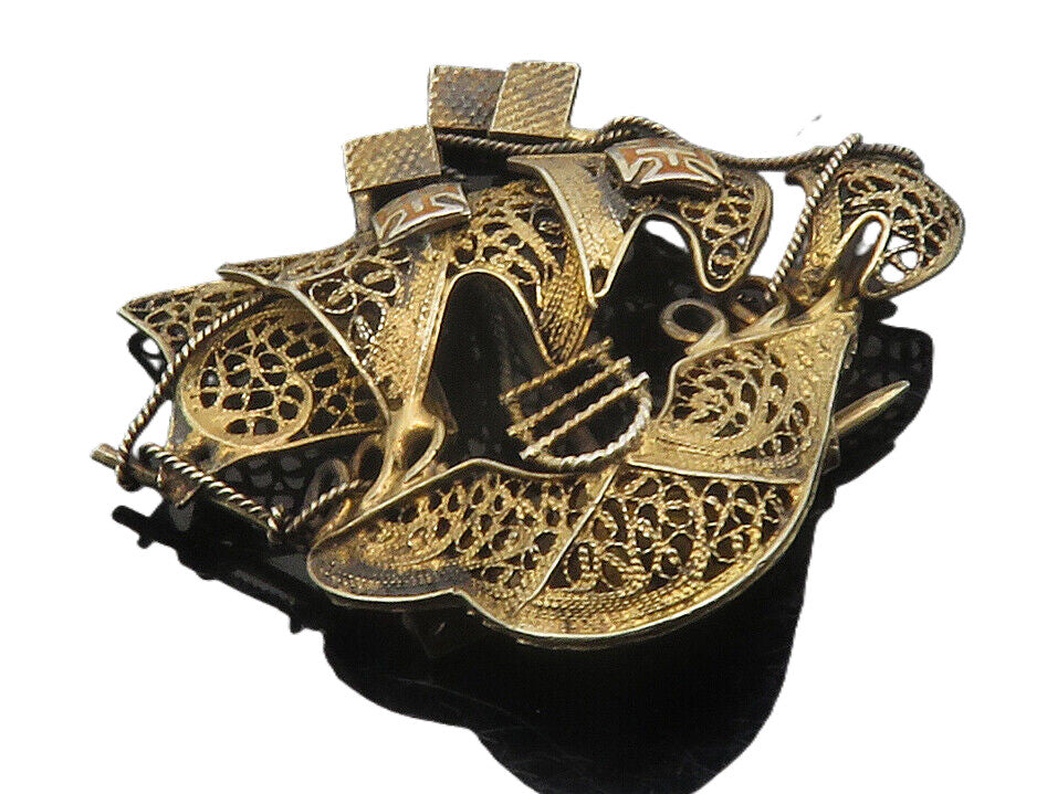 925 Sterling Silver  Vintage Filigree Sail Boat Ship Motif Brooch Pin  BP4368
