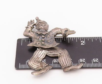 925 Sterling Silver Vintage Brooch Dark Tone Carved Dancing Clown Jester BP11700