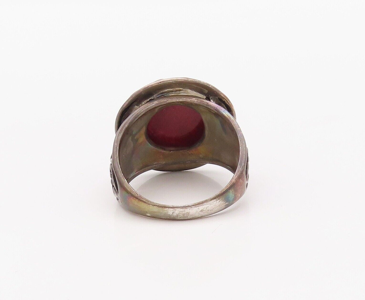 925 Sterling Silver Vintage Ring Dark Tone Swirly Carved Red Gem  Sz 10  RG30290