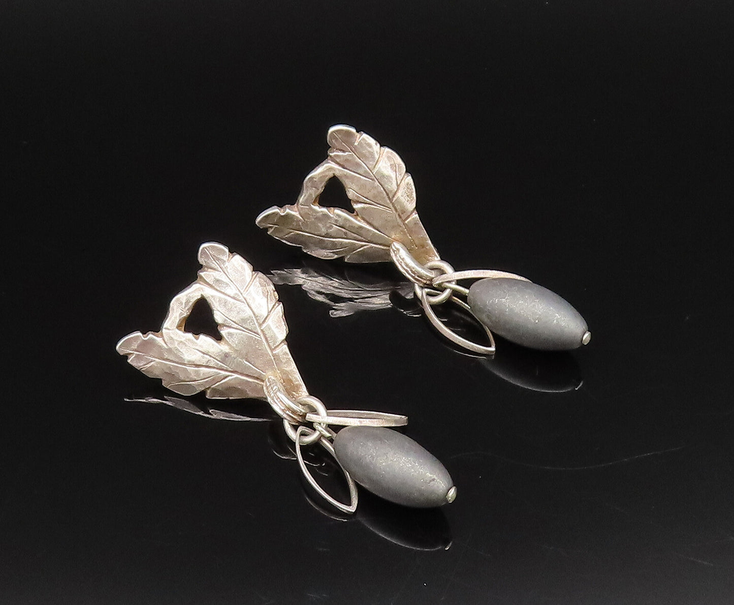 CELIA LANDMAN 925 Silver  Vintage Two Leaves & Stone Dangle Earrings  EG12240
