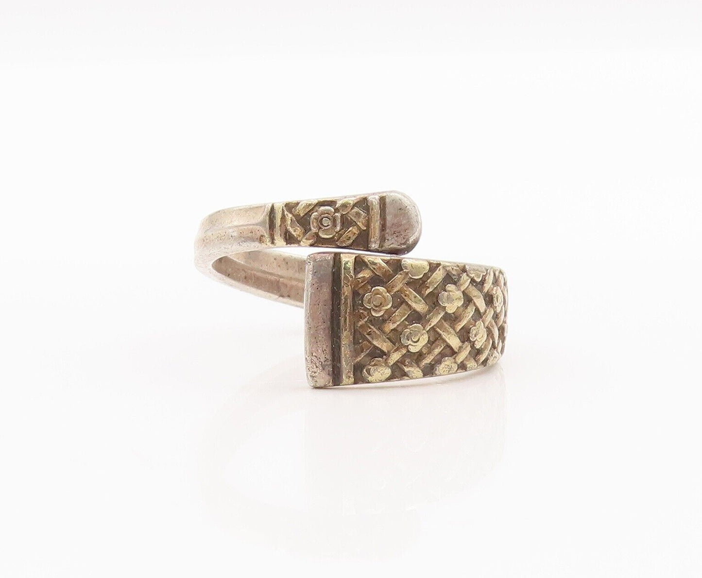 925 Sterling Silver Vintage Ring LUNT Floral Net Carved Bypass  Sz 9  RG28222