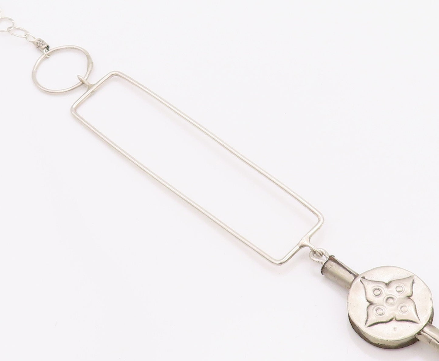 925 Sterling Silver Vintage Necklace Modernist  Floral & Rectangle Cutout NE4580