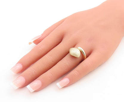 925 Sterling Silver Vintage Ring Puffed Carved Fish Tail Shape  Sz 9  RG31195