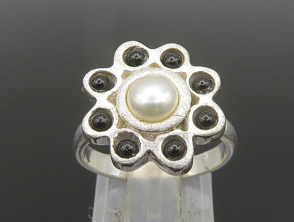 925 Sterling Silver  Vintage Cultured Pearl & Onyx Flower Ring Sz 7  RG24448