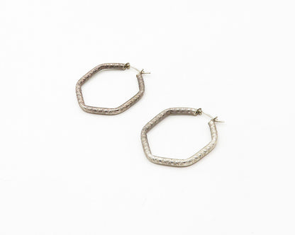 925 Sterling Silver  Vintage Dark Tone Etched Hexagon Hoop Earrings  EG8830