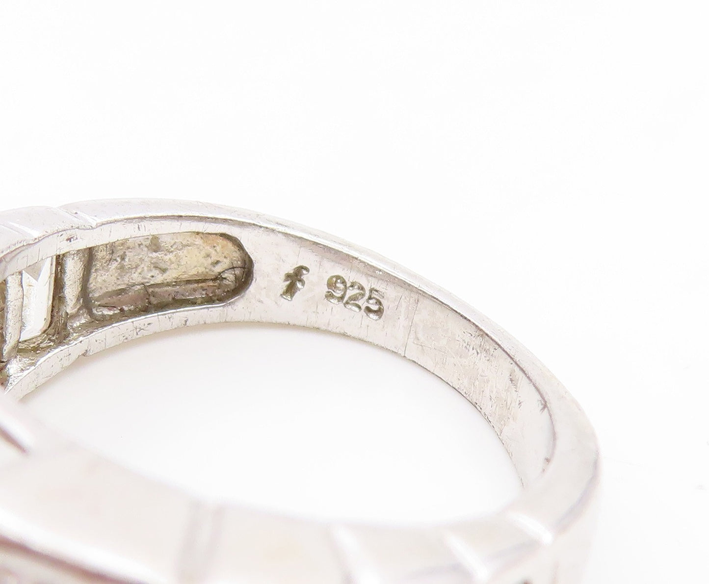925 Sterling Silver Vintage Ring CZ Step Cut Elegant Statement Band Sz 6 RG35058