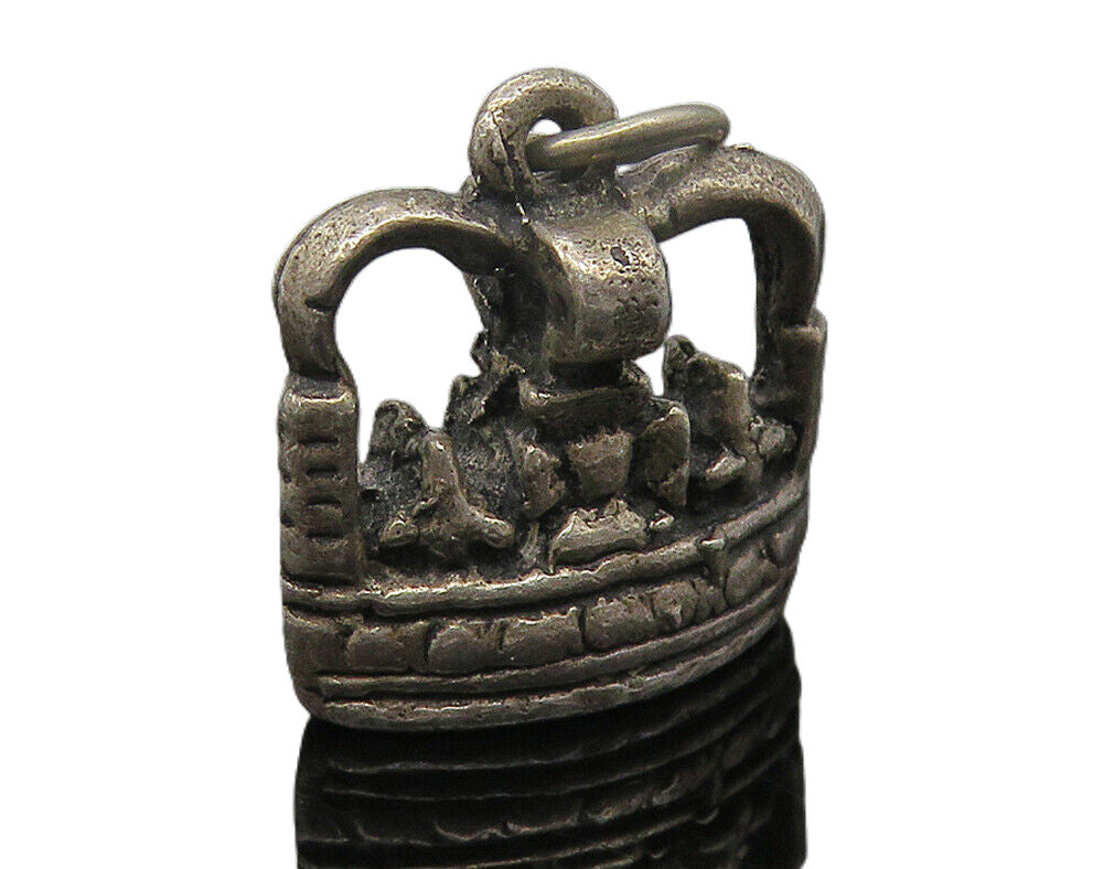 925 Sterling Silver  Vintage Dark Tone Sculpted Detail Drop Pendant  PT9357