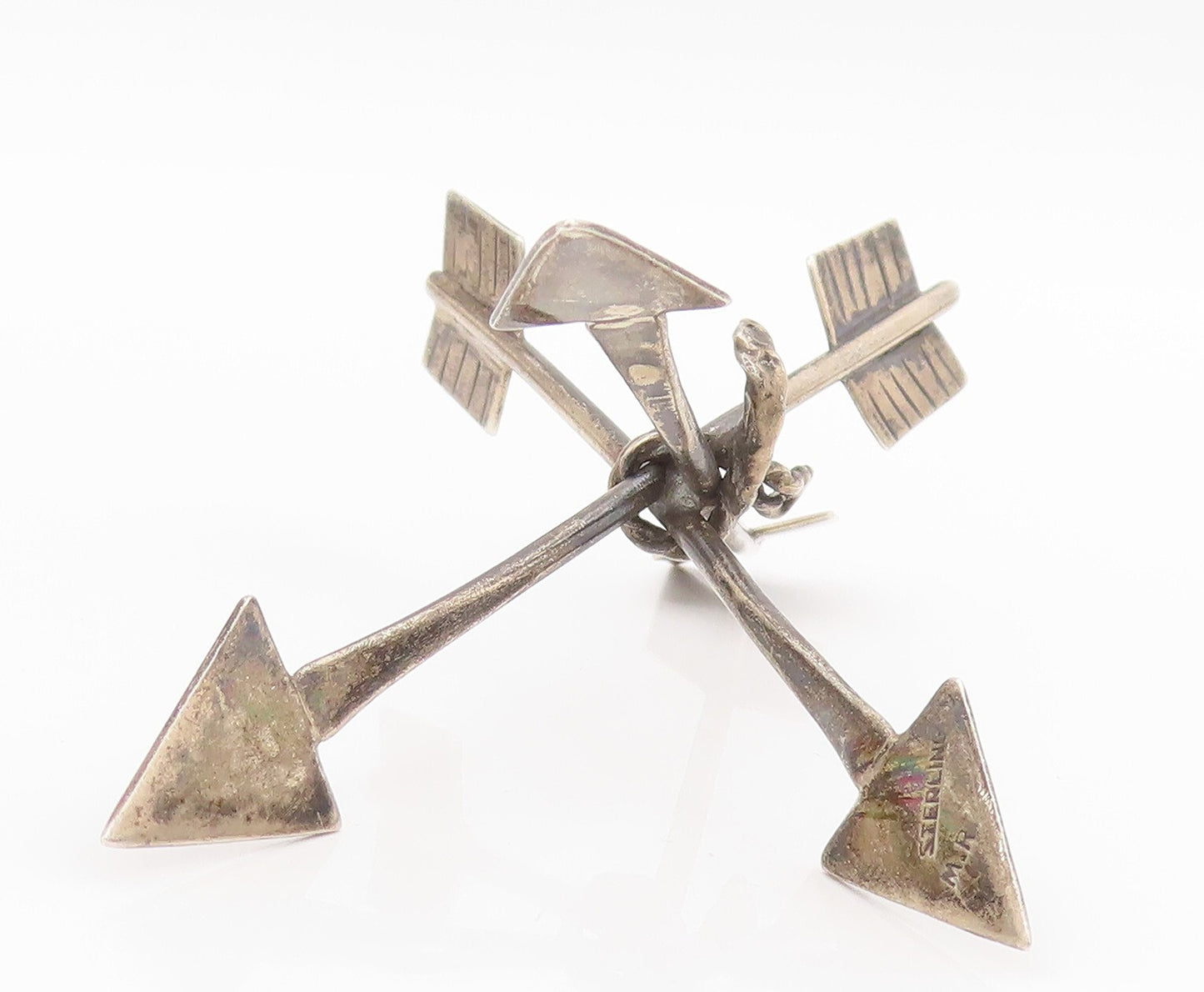925 Sterling Silver Vintage Southwestern Dark Tone Cutout Arrow Stand TR3897