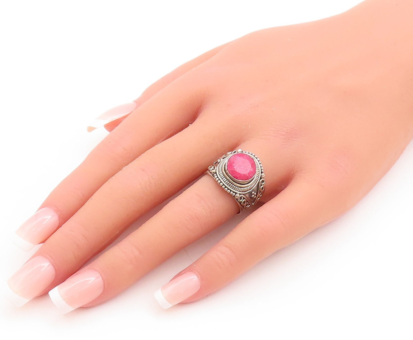 925 Sterling Silver Vintage Ring Swirly Beaded Carved Red Gemstone Sz 7  RG29604