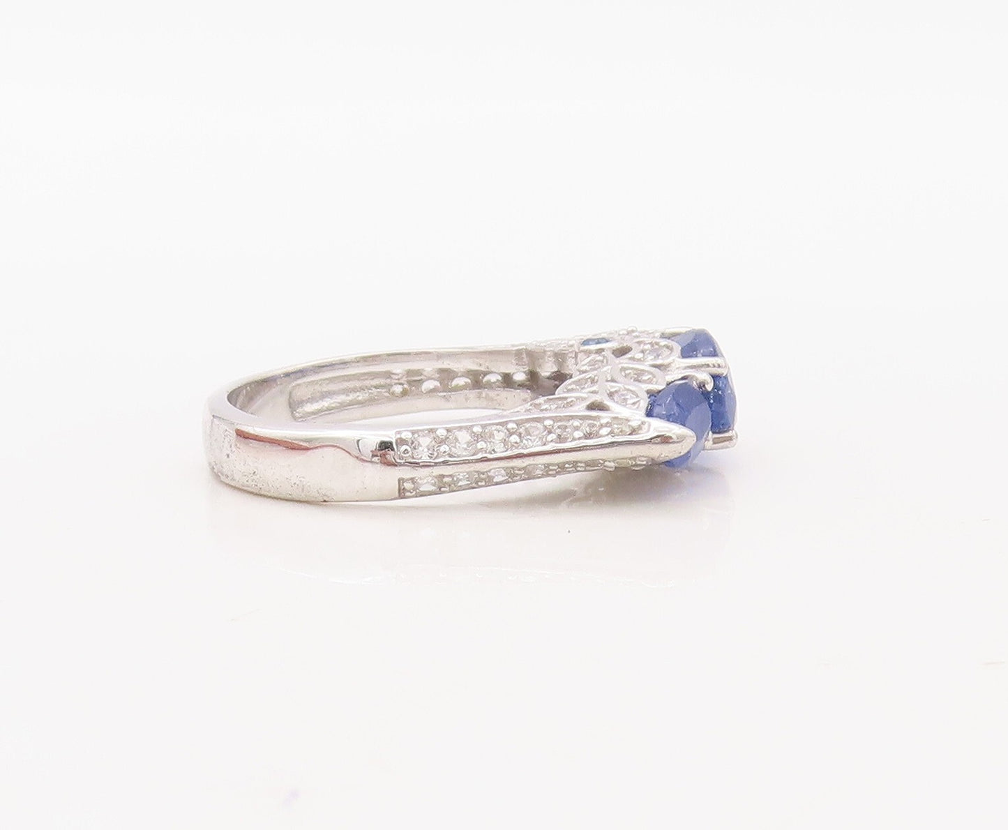 925 Sterling Silver Vintage Ring Floral Carved Oval Sapphire & CZ Sz 7.5 RG30576