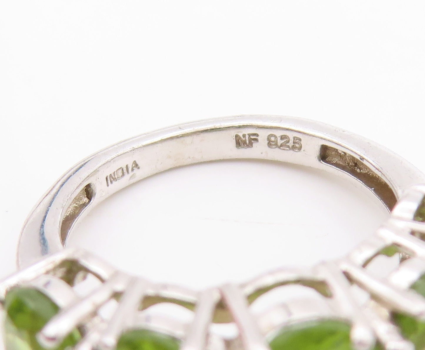 925 Sterling Silver Vintage Ring Minimalist Oval Cut Peridot  Sz 5  RG32435