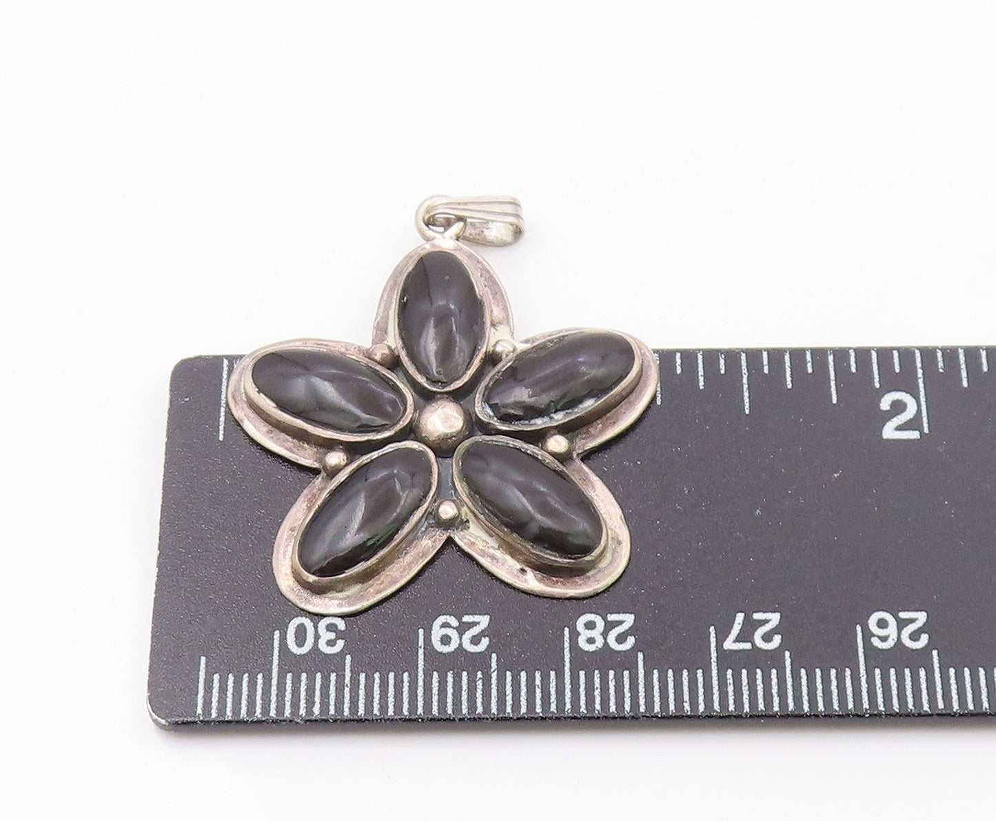 NAVAJO 925 Sterling Silver  Vintage Black Onyx Flower Motif Pendant  PT14898