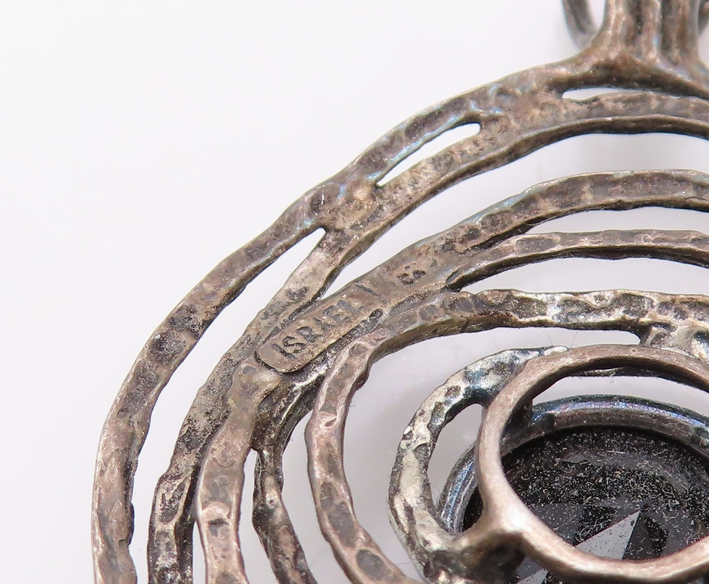 925 Sterling Silver Vintage Pendant ISRAEL Faceted Onyx Spiral Charm  PT26348