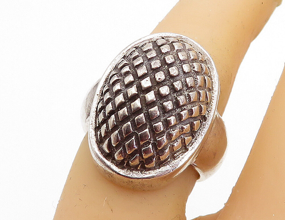 DESIGNER 925 Silver  Vintage Dark Tone Etched Oval Dome Band Ring Sz 6  RG4691