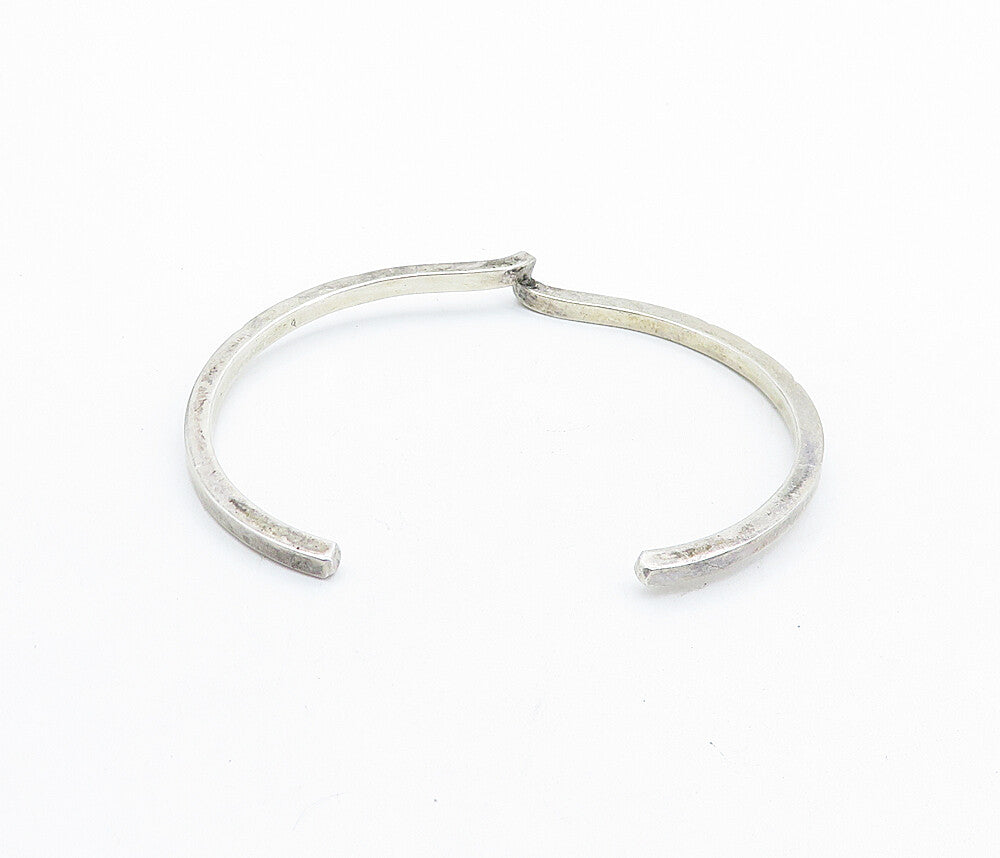 MEXICO 925 Silver  Vintage Petite Chiseled Detail Swirl Cuff Bracelet  BT2455
