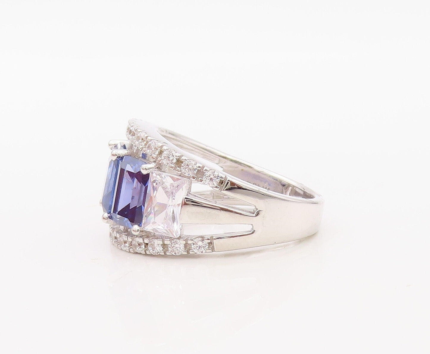 925 Sterling Silver Vintage Ring Rectangle Sapphire Halo Topaz  Sz 7 RG30603