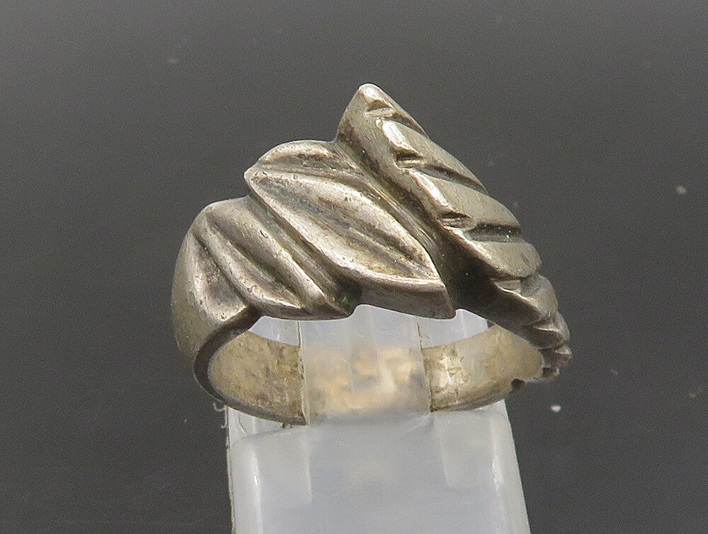 925 Sterling Silver  Vintage Leaf Motif Bypass Band Ring Sz 6  RG23952