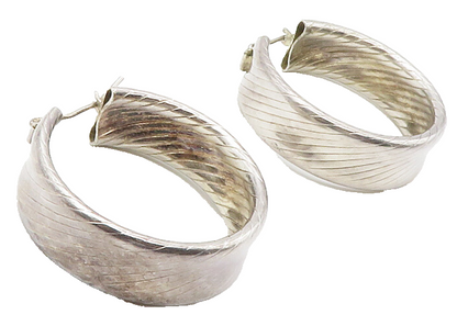 925 Sterling Silver  Vintage Shiny Slanted Etched Round Hoop Earrings  EG7319