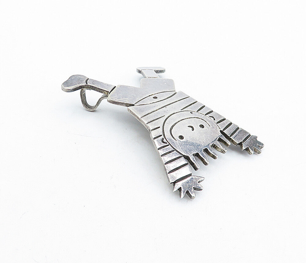 MEXICO 925 Sterling Silver  Vintage Shiny Jumping Child Brooch Pin  BP1548